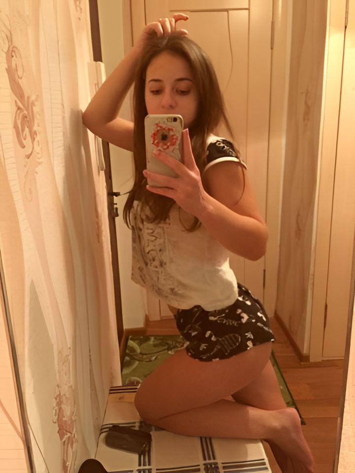 Лидия привлекательная девушка из Нижнего Новгорода цена от 2000 руб