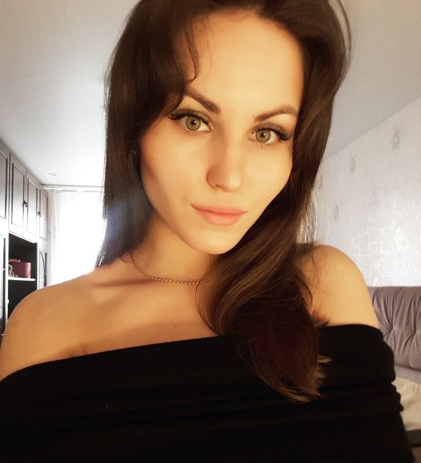 Даша привлекательная девушка из Нижнего Новгорода цена от 3500 руб