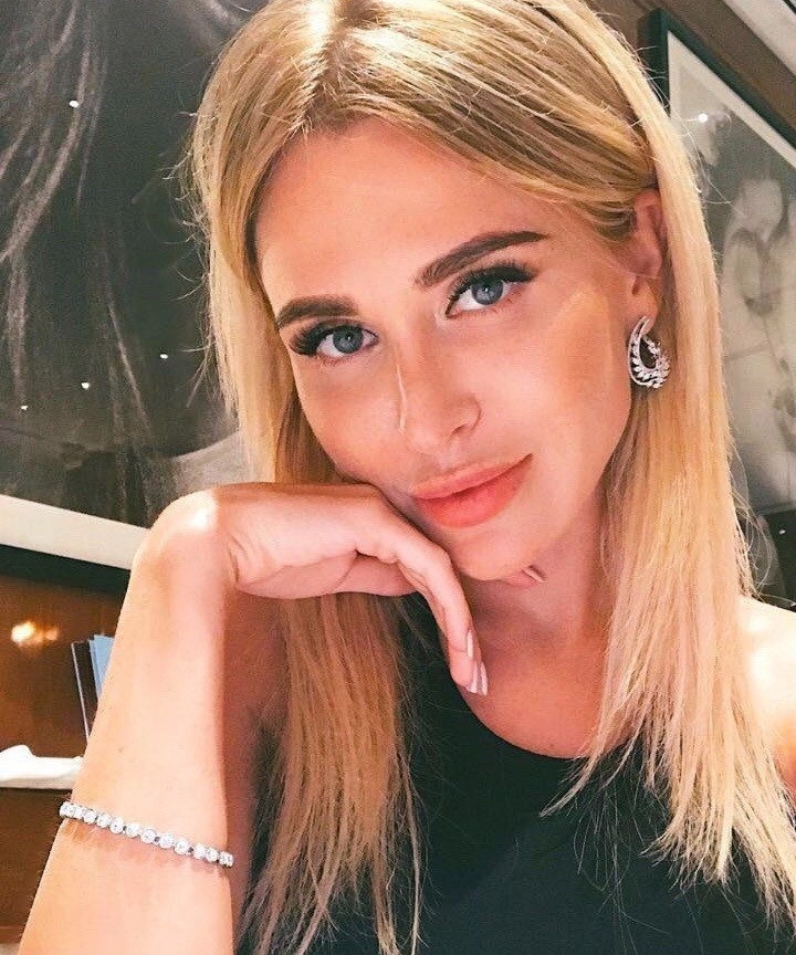 Карина привлекательная девушка из Нижнего Новгорода цена от 3500 руб