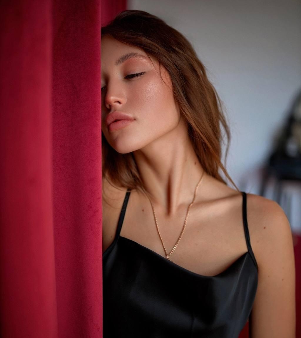 Софья привлекательная девушка из Нижнего Новгорода цена от 5000 руб