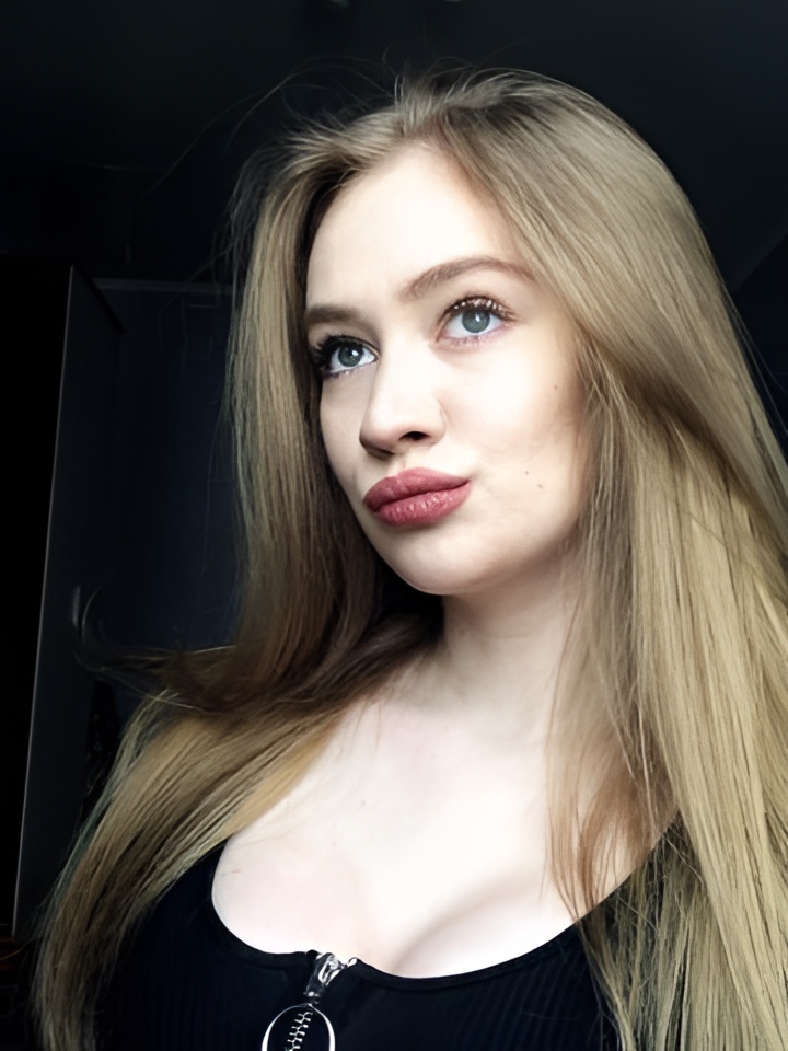 Индивидуалка Викуся, доступна для личного знакомства от 1500 руб