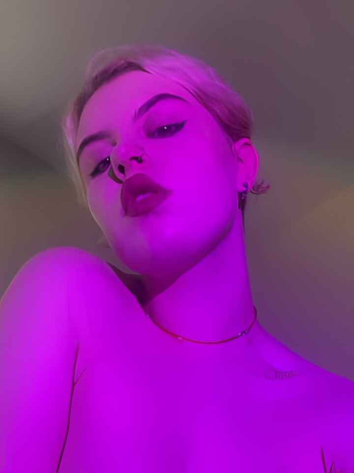 Индивидуалка Жасмин, доступна для личного знакомства от 2500 руб